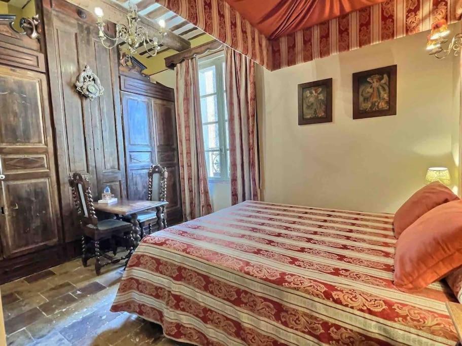 Chez Lydia - Osez La Vie De Chateau ! Pont Du Gard, Uzes Remoulins Dış mekan fotoğraf